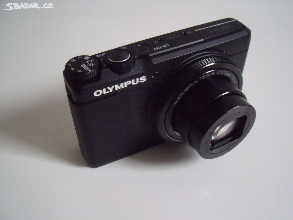 OLYMPUS Stylus XZ-10 černý