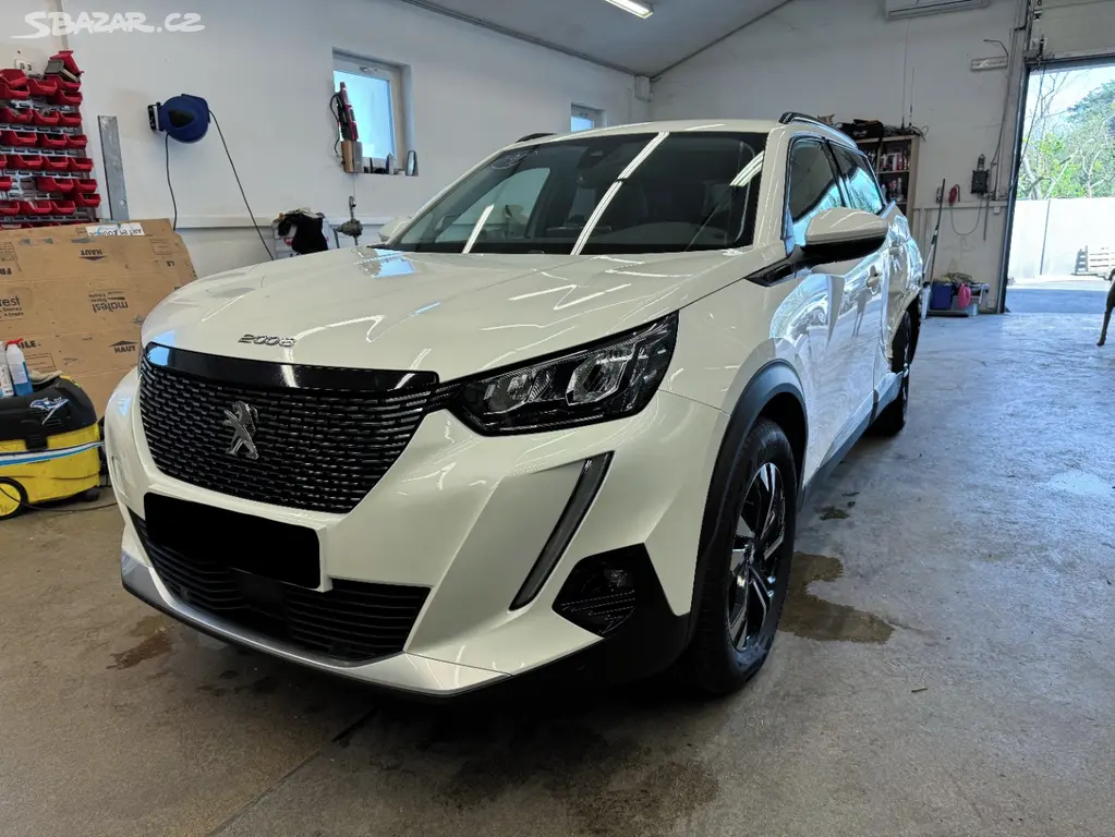 Peugeot 2008 1.2 Puretech 96 kW - fotka 3