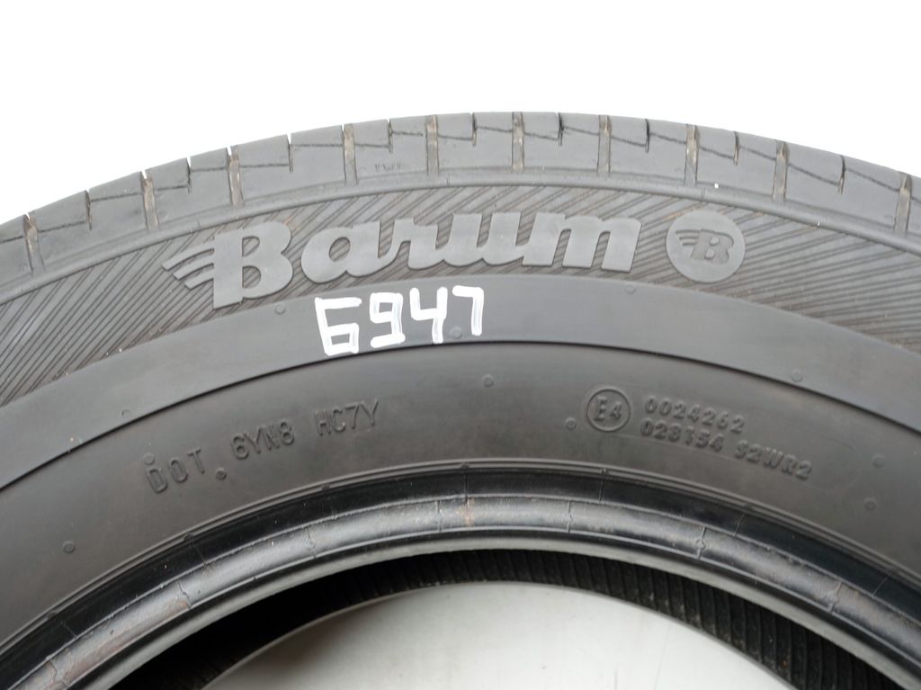 Celoroční pneu 215/75/16C Barum 4ks P6947