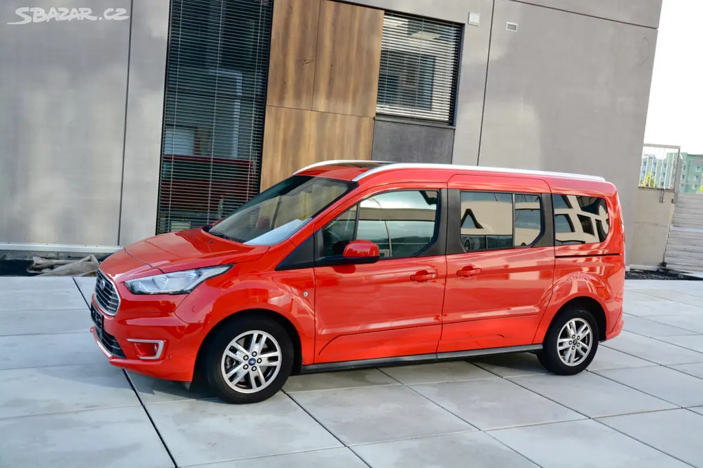 Ford Grand Tourneo Connect 1.5TDCI TITANIUM PANOR - fotka 3