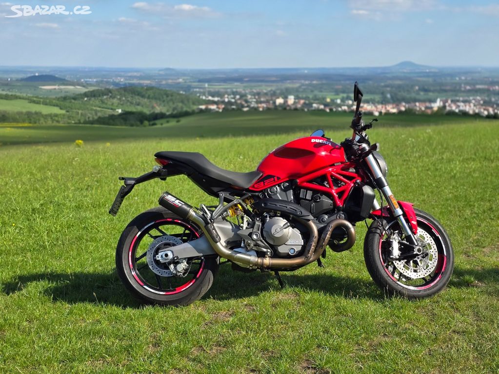 Ducati Monster 821, r.v. 8/2019, najeto 8.830 km