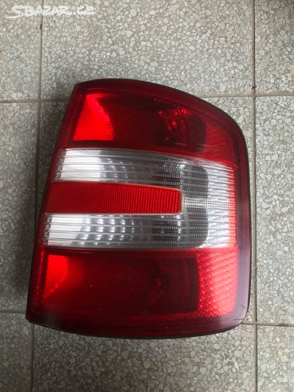 Škoda Fabia 1 kombi FL světlo zadní pravé orig.