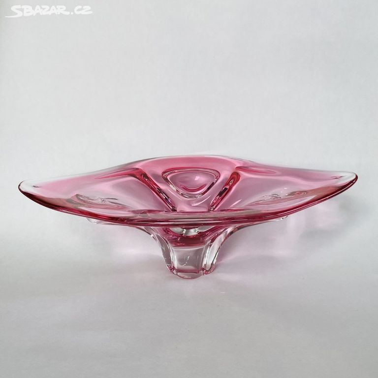 J. Hospodka Velká mísa 37 cm, růžové hutní sklo