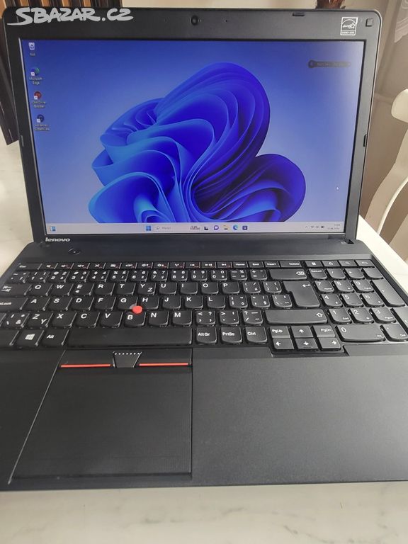 Lenovo ThinkPad Edge E530 i3 SSD 240 GB 6 GB RAM