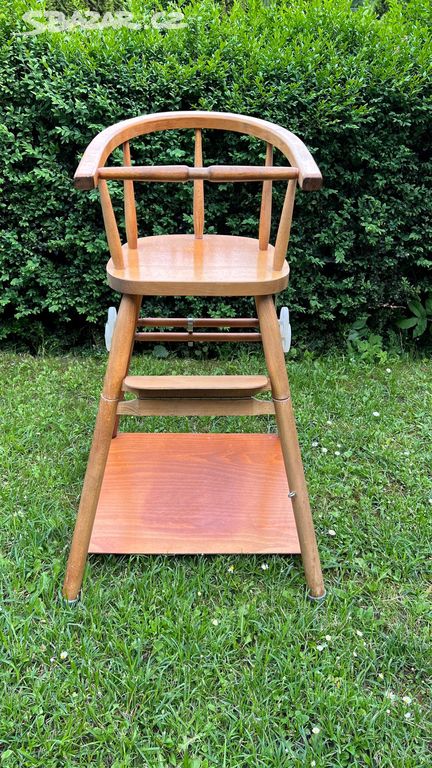 Dětská dřevěná rozkládací jídelní stolička