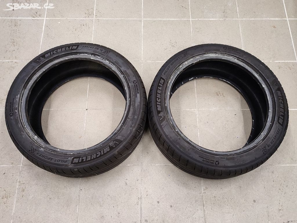Letní pneu Michelin 235/45/18 98Y