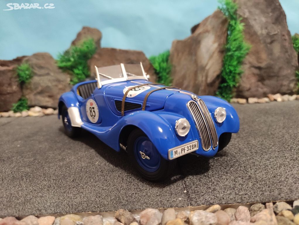 Prodám model 1:18 BMW 328