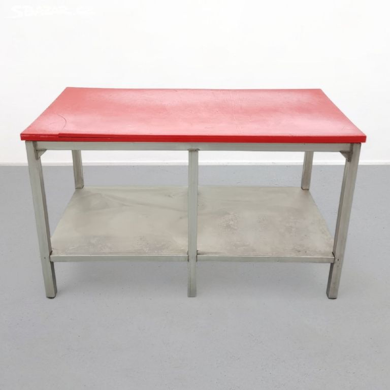 Nerezový stůl s krájecí deskou 140x70x85 cm