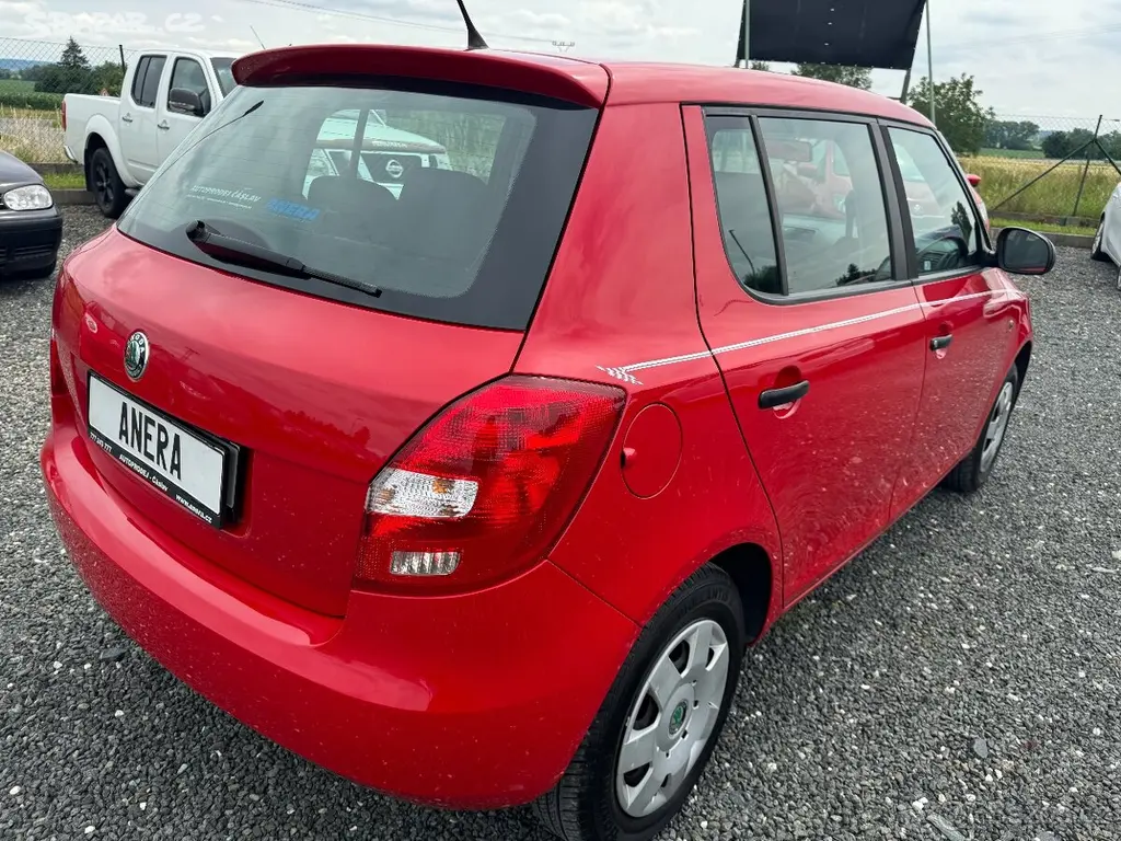 Škoda Fabia II 1.4 16V, 117 tis km, 1.Majitel, ČR - fotka 3