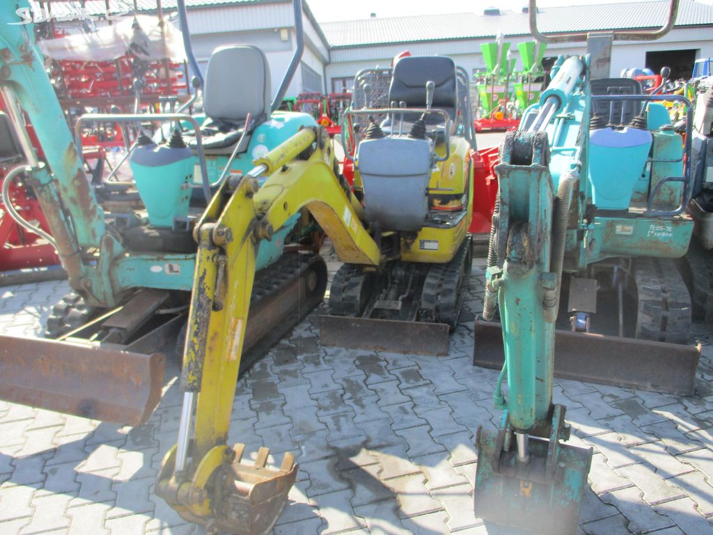 Minibagr CAT 008CR 800kg