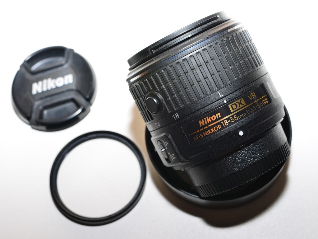 Nikon AF-S 18-55mm f/3,5-5,6G VR II DX Nikkor