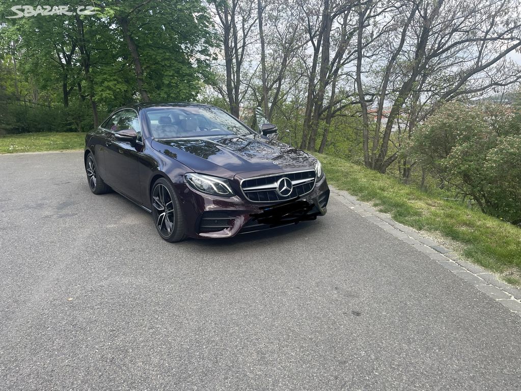 Mercedes benz E coupé Amg Designo-Maybach