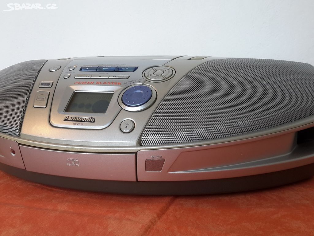 Radiomagnetofon s CD Panasonic