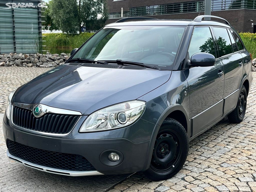 Škoda Fabia, 1.2TSI SCOUT 63KW VÝHŘEV SENZO