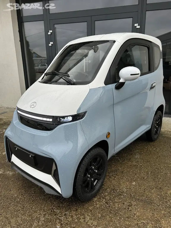 Elektromobil E-Car 2000W ŘP AM Lith. 70AH sv. mod.