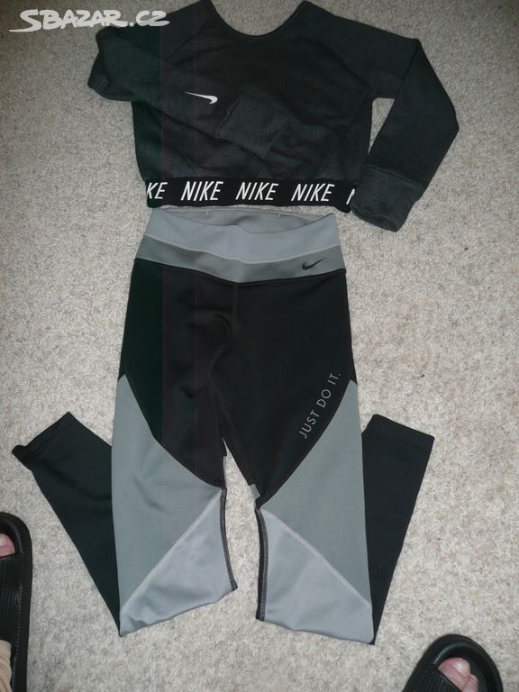 NIKE komplet triko a leginy vel. S/XS