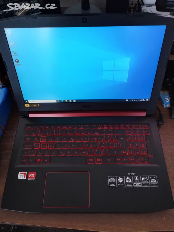 Herní notebook Acer Nitro 5 AMD Radeon RX550 4GB
