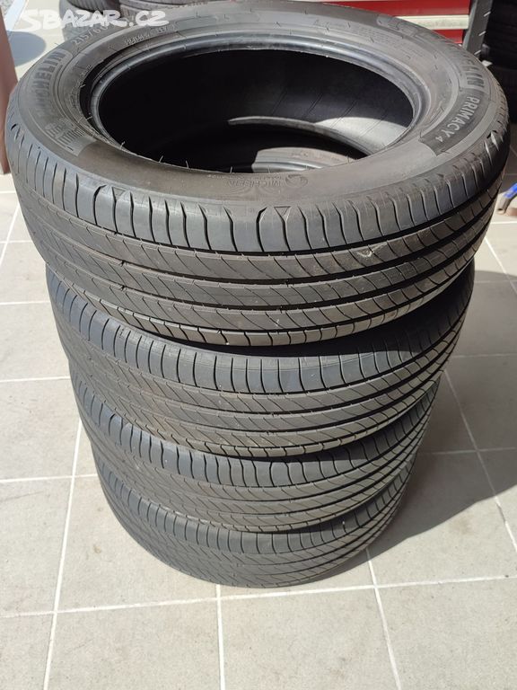 Zánovní letní pneu Michelin 215/60/17 96V