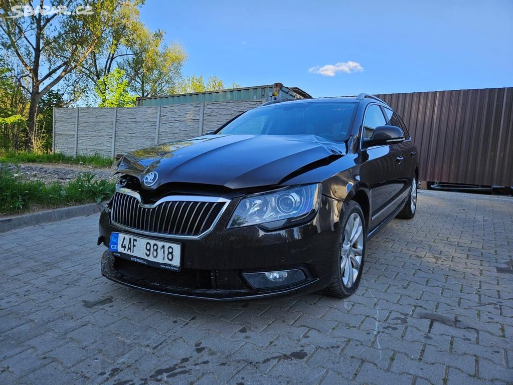 ŠKODA SUPERB 2 COMBI 4X4 FACELIFT 103 KW/ POJÍZDNÝ