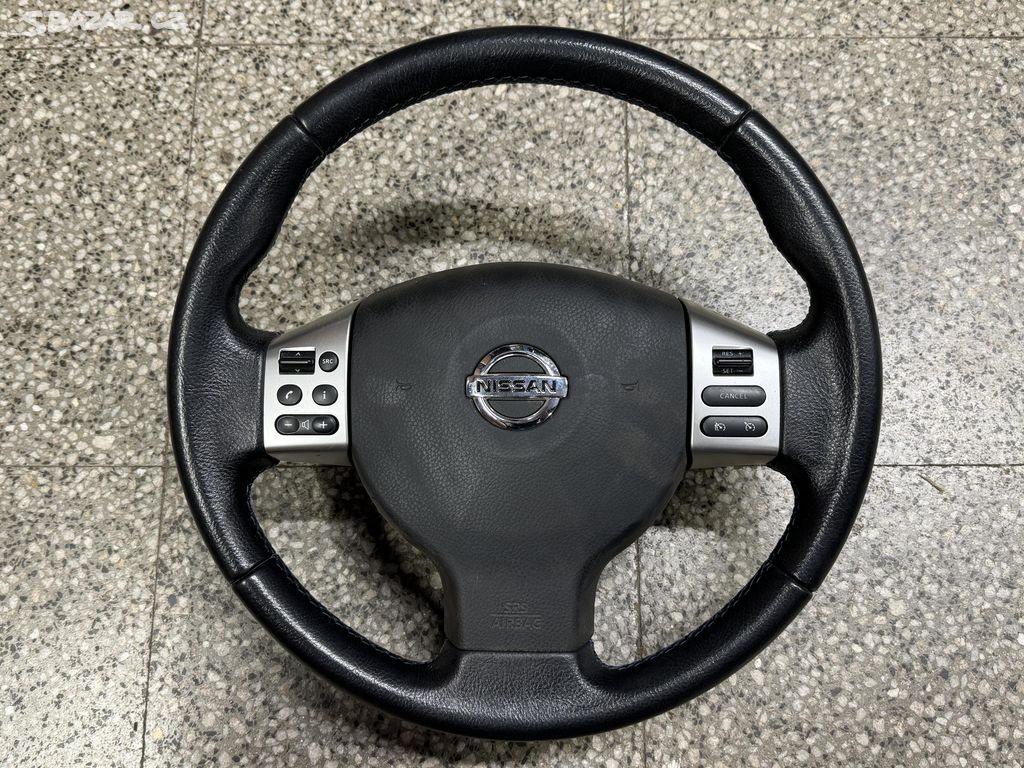 Kožený volant Nissan Note E11 / Tiida C11