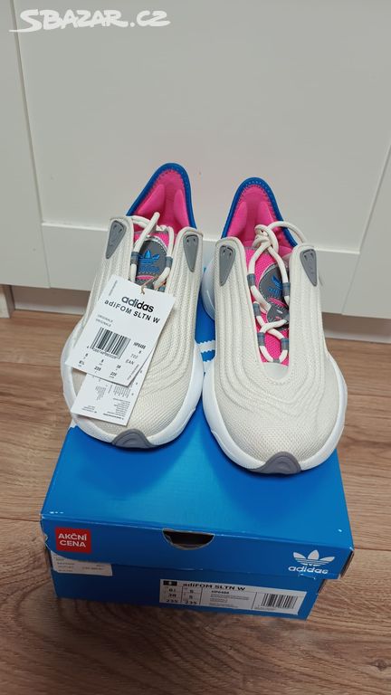 Nové bílé tenisky Adidas vel. 38