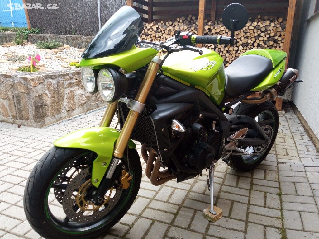 triumph street triple 675 (R)