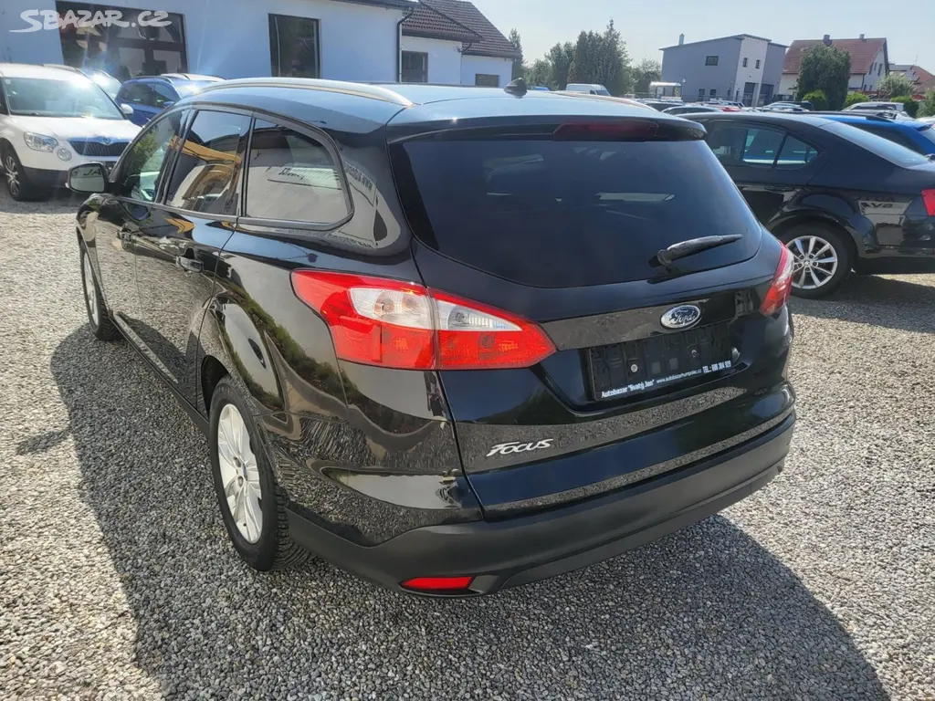 Ford Focus, 1.6 i 16V Rozvody, Nová STK - fotka 5