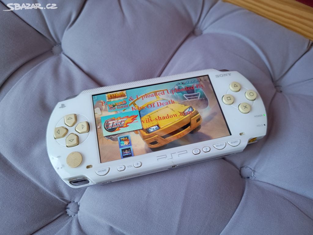 PSP s 65 hrami