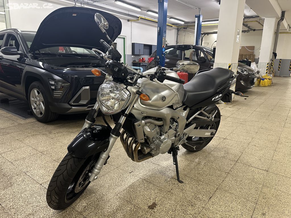 Yamaha FZ6