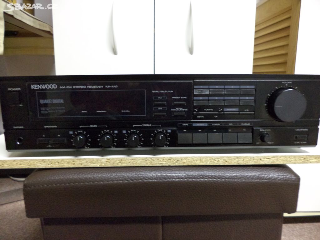 Prodám receiver KENWOOD KR-A47, výkon 40 W / 8 ohm