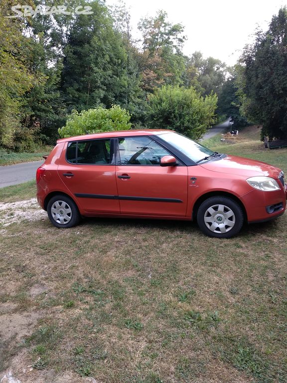 Škoda fabia najeto 145 000 1,4 16v benzín