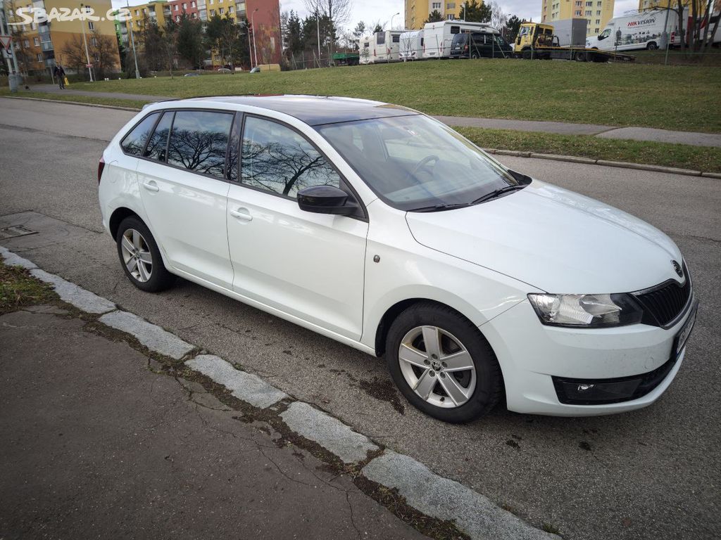 Škoda Rapid bílá