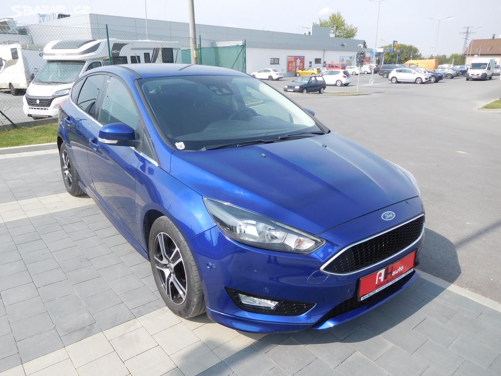 Ford Focus 1.5i EcoBoost Titanium, Navi, TOP KM!!