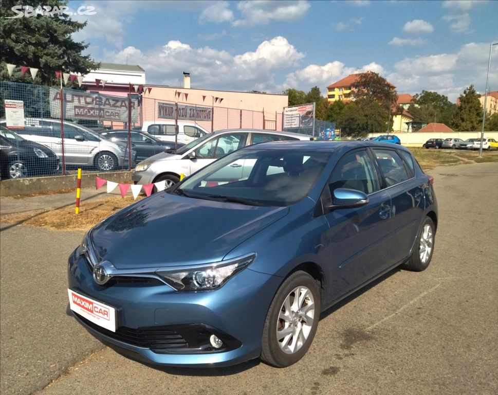 Toyota Auris, 1,6 Valvematic Active koupeno