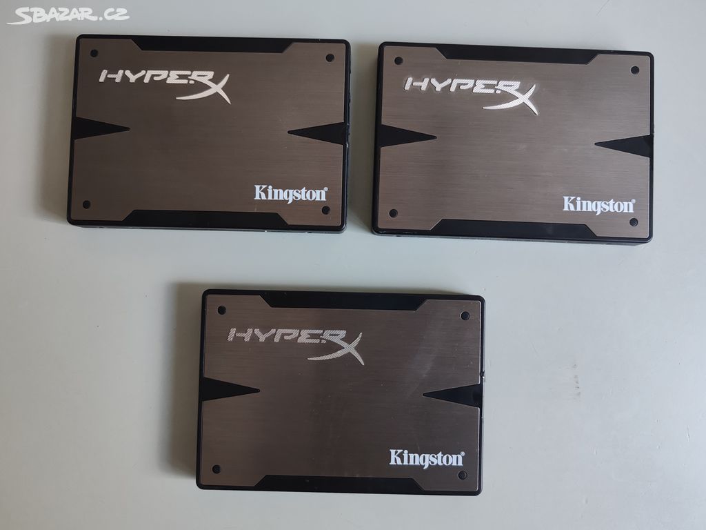 3 x SSD Kingston HyperX - 120GB