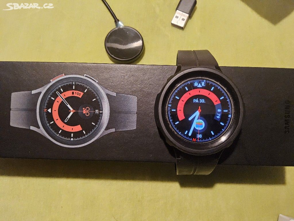 Hodinky Samsung Galaxy Watch 5 Pro (LTE)