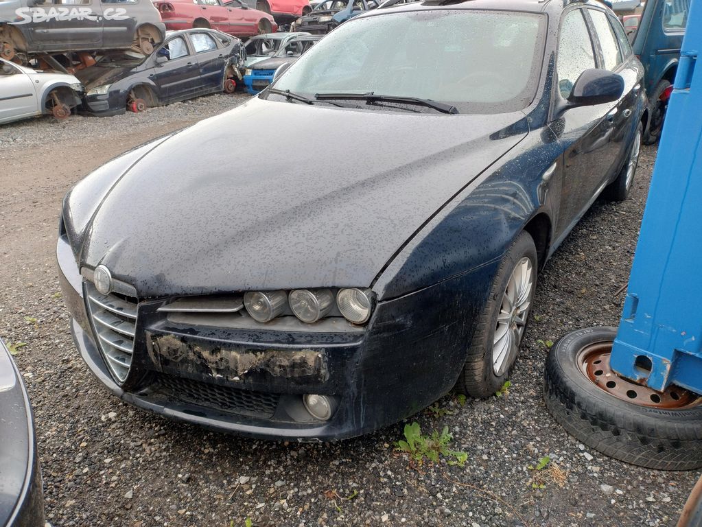 ALFA ROMEO 159 2006 1,9JTD motor KO, DILY z auta