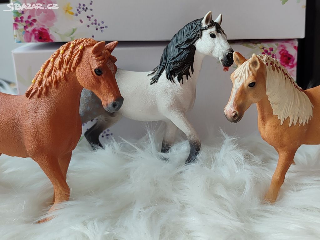 Schleich sada 3 koní