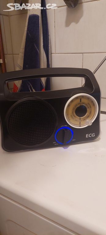 Tranzistorove rádio ECG skoro nepouzivane