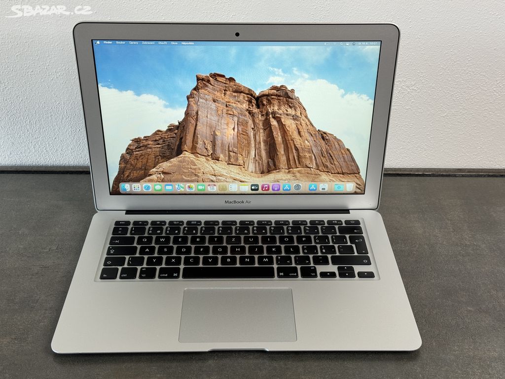 MacBook Air 13" 2015 i5 / 4GB / 256GB SSD - DPH