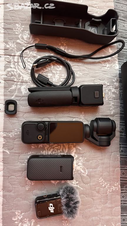 DJI Osmo Pocket 3 Creator Combo