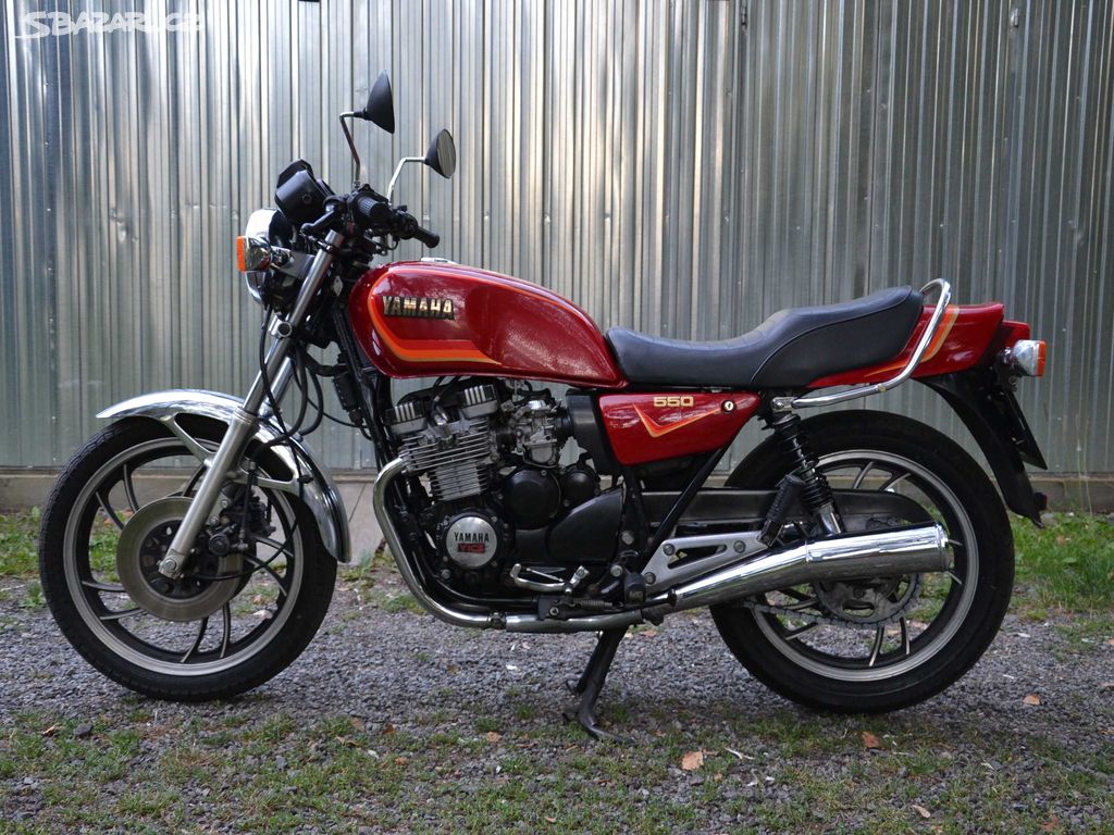 Yamaha XJ 550