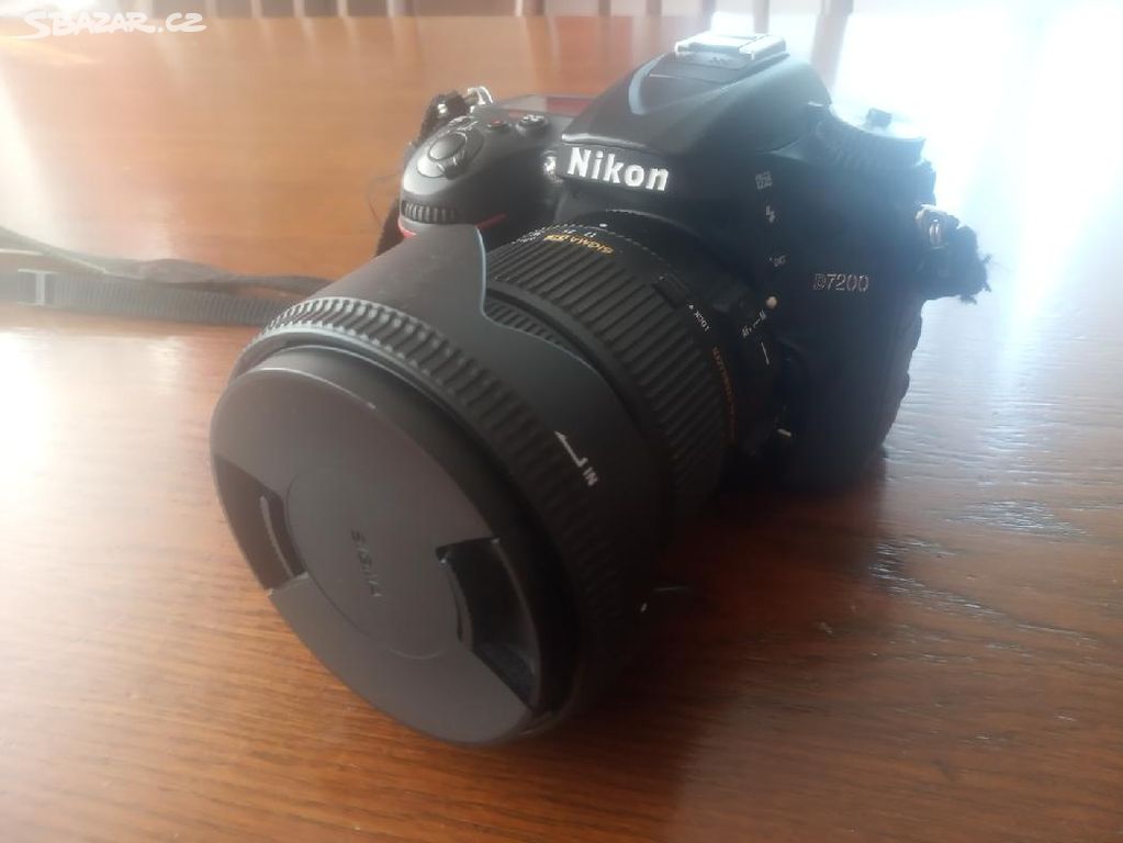 NIKON D7200 + veškeré příslušenství