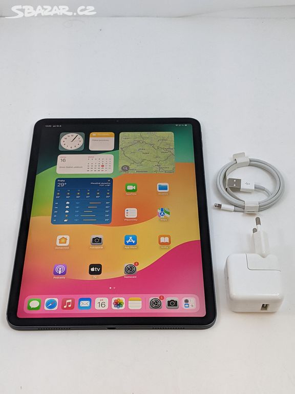 iPad Pro 11 (2018) 64gb. Baterie 90%. Záruka 6 měs