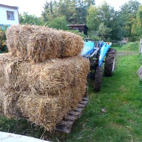 Obrázek k inzerátu: Sláma malé balíky