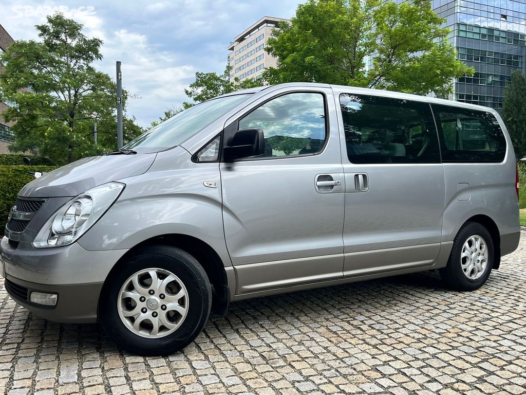 Hyundai H 1, 2.5CRD 100KW 8MÍST 1.MAJ TAŽNÉ