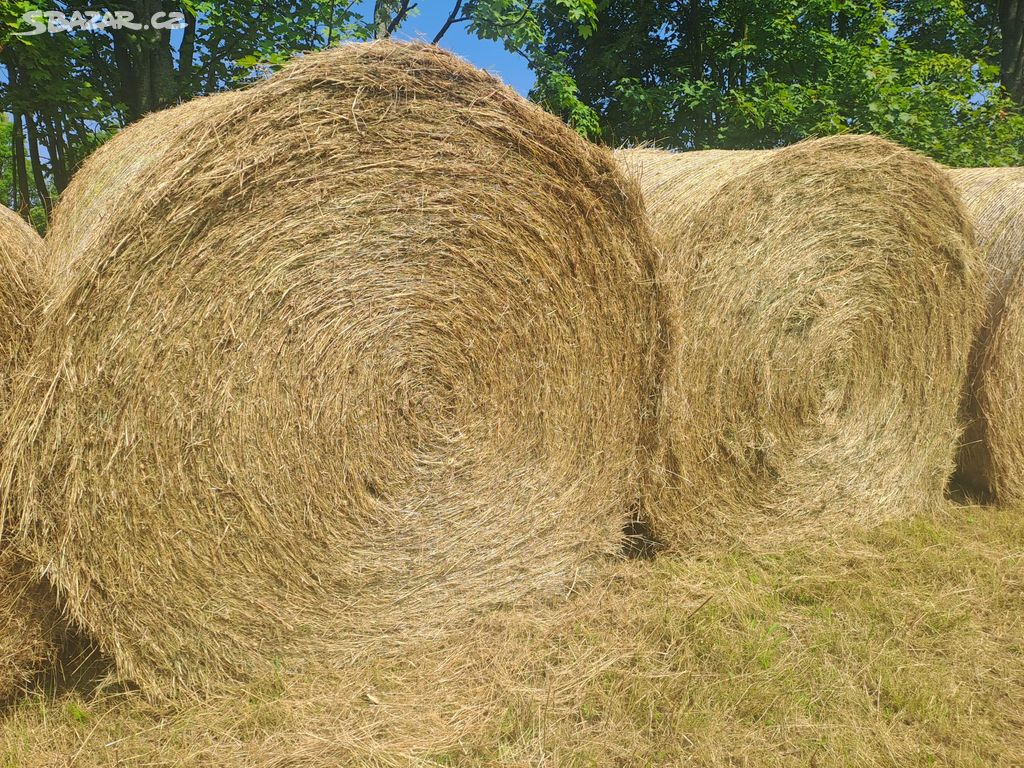 Seno kulaté balíky EKO