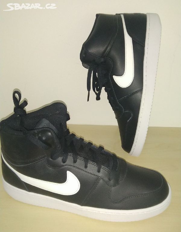 Tenisky Nike 45 "Ebernon"