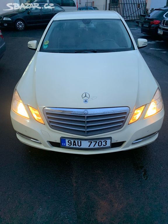 Mercedes E200 W212