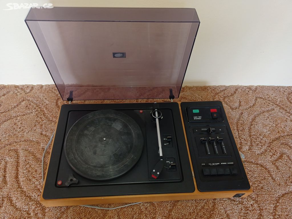 Tesla NZC150 Stereo